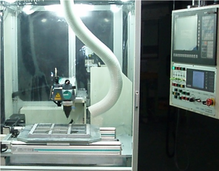 세라믹 공구 레이져 절단기